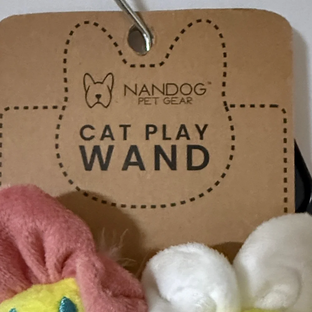 NWT Smiley Flower Cat Play Wand Set Spring